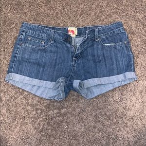 Jean shorts woman’s